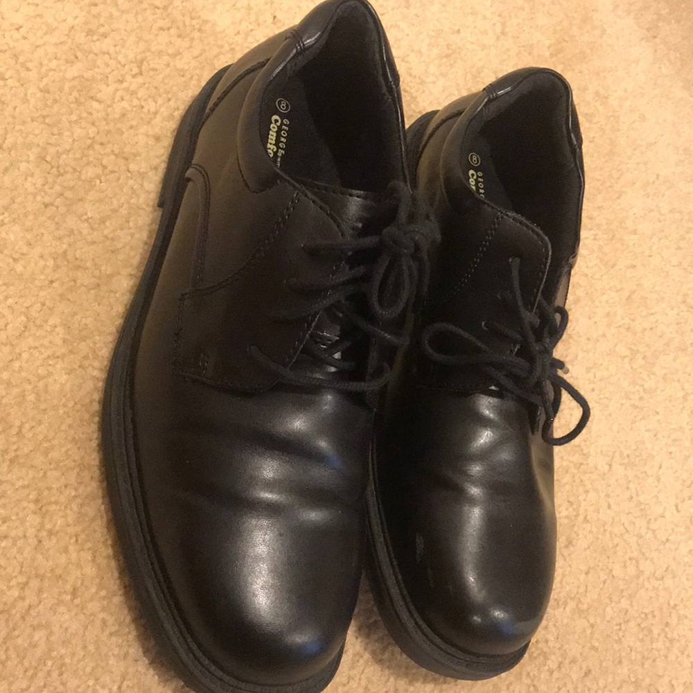 Men’s dress shoes